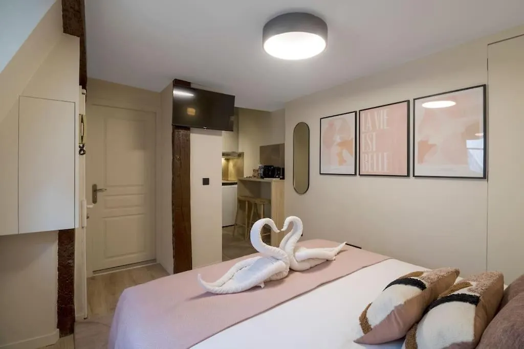 Studio 2Pers # Ile St Louis # Bord De Seine Apartment Paris